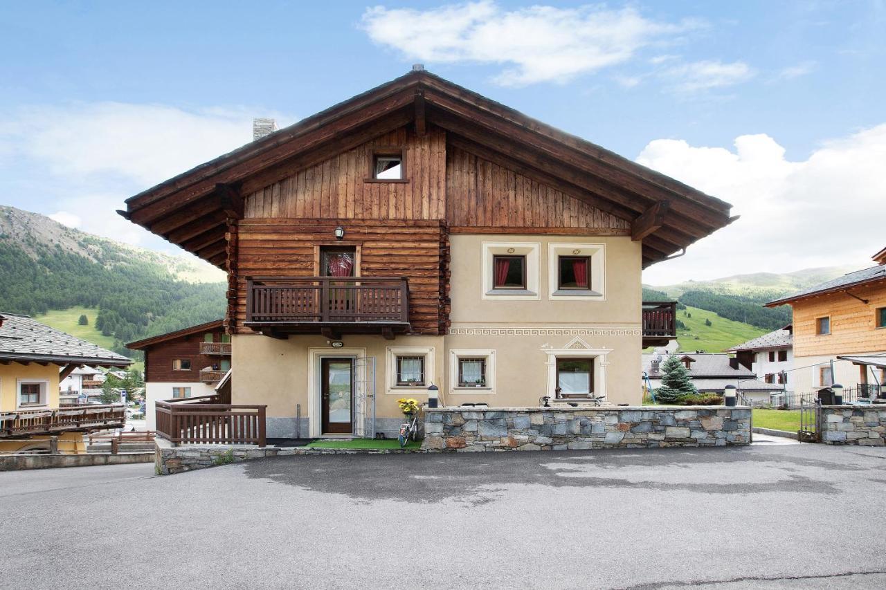 Apartamento La Baitina App B Livigno Exterior foto
